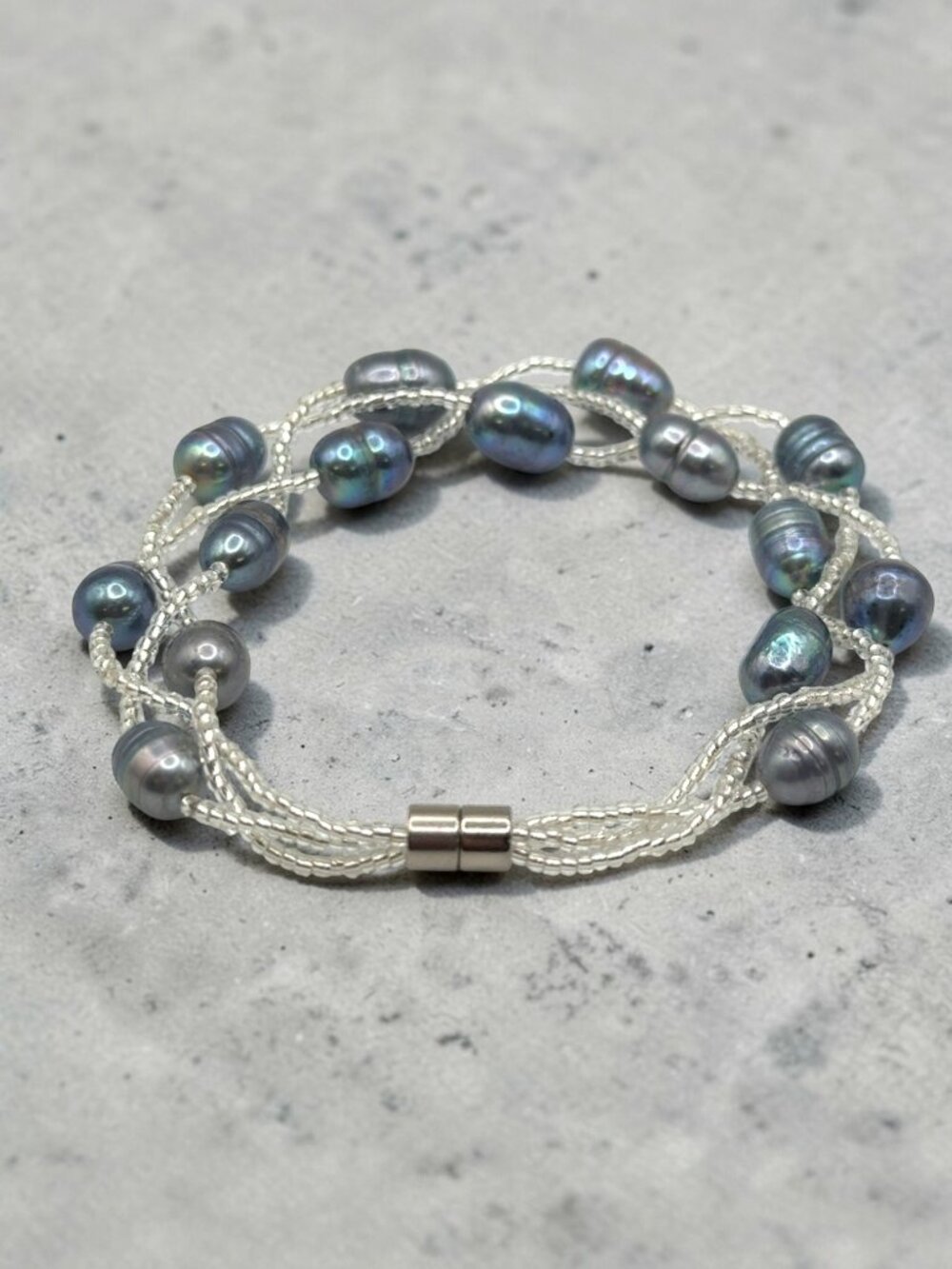 Grayish-Blue Cultured Pearl Bracelet with Magnetic Clasp - Picture 3 of 3